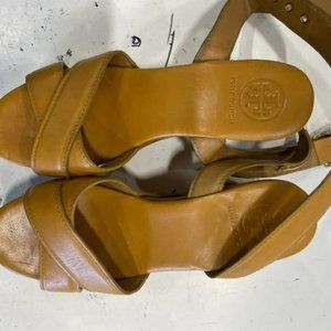 Tory Burch almita women's beige leather ankle strap wedge heels size 38